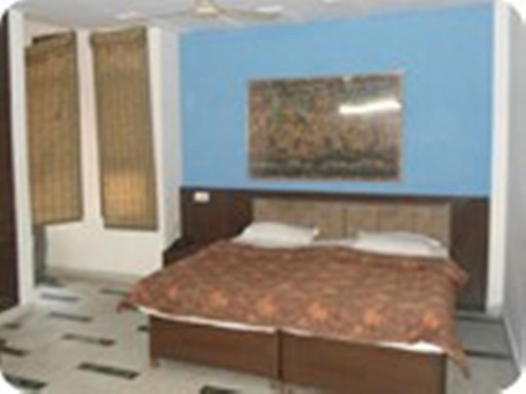 Hotel Viren Residency Agra Екстериор снимка