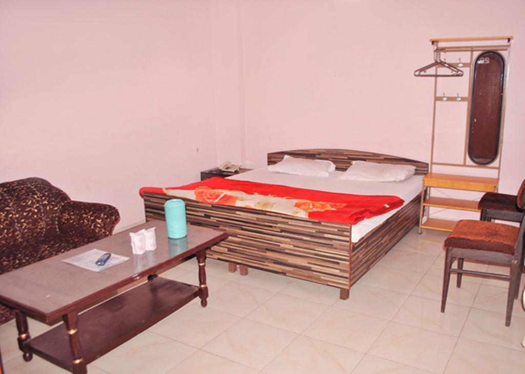 Hotel Viren Residency Agra Екстериор снимка