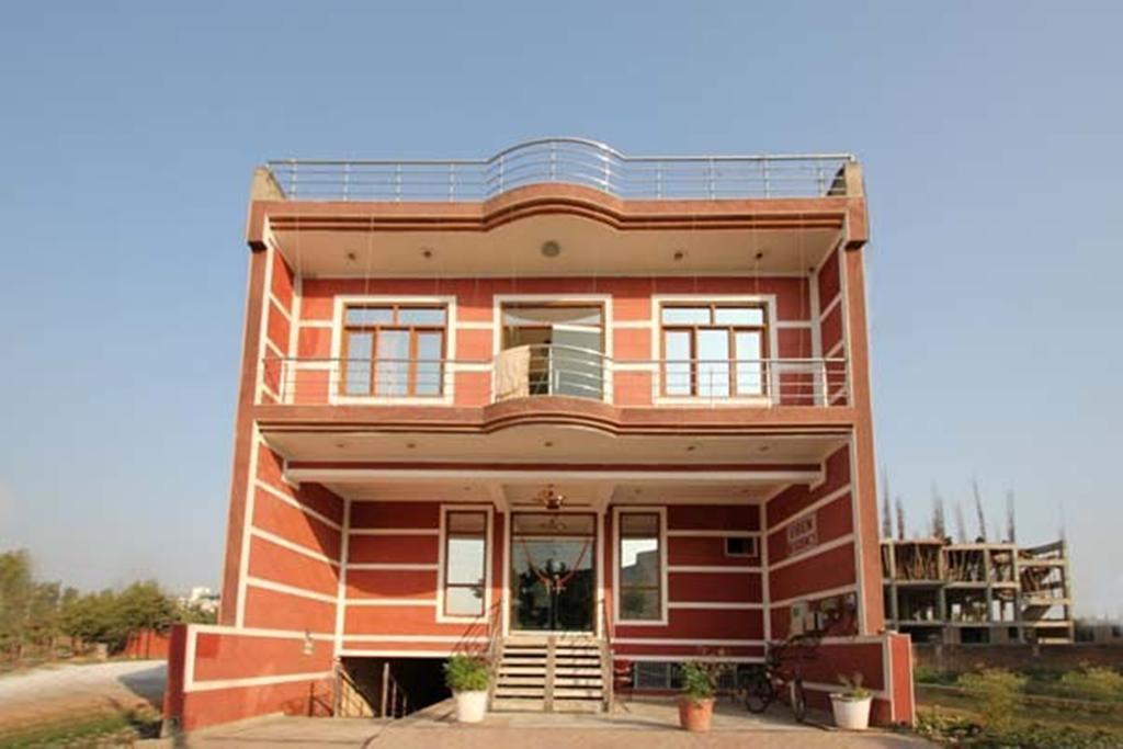Hotel Viren Residency Agra Екстериор снимка